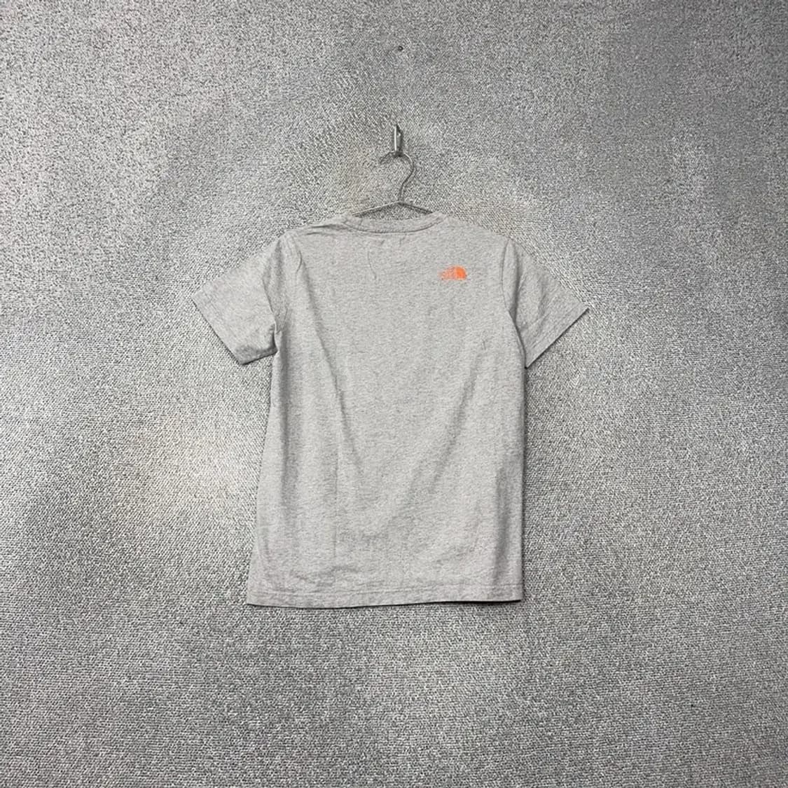 노스페이스 라이트 그레이 로고 코튼 남성 반팔티 100 상품이미지2