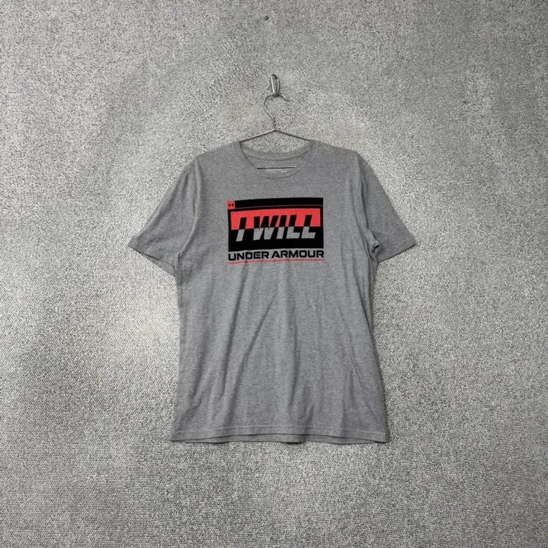 언더아머 프린팅 라이트 그레이 반팔 티 LG/G/G 상품이미지1