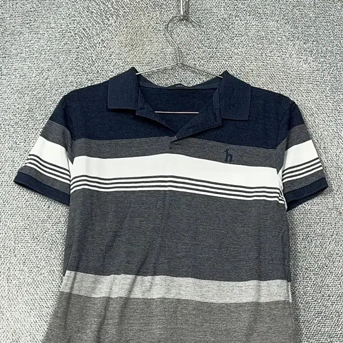 해지스 스트라이프 그레이 로고 남성 반팔 카라티 100 상품이미지3