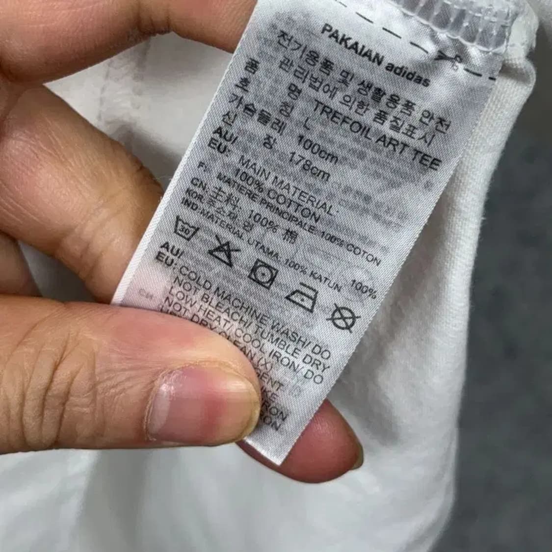 아디다스 빈티지 프린팅 화이트 반팔 티 L 상품이미지4