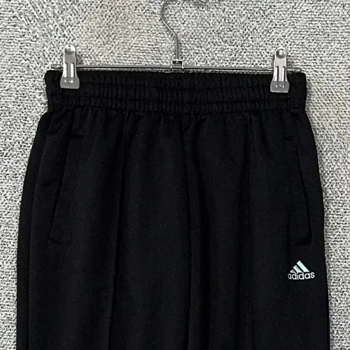 아디다스 블랙 로고 여성 트레이닝 팬츠 85 상품이미지3