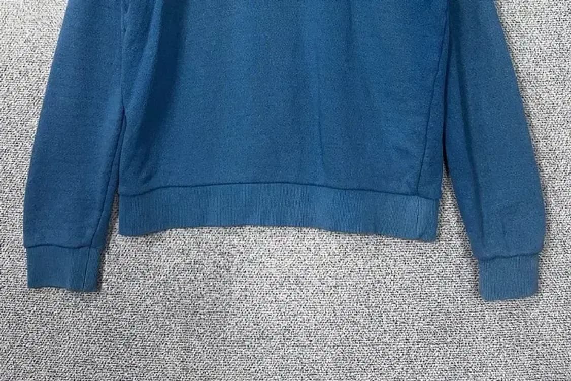 게스 프린팅 블루 맨투맨 L 상품이미지4