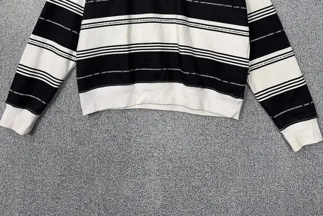 엘엠씨 스트라이프 블랙 맨투맨 S 상품이미지4