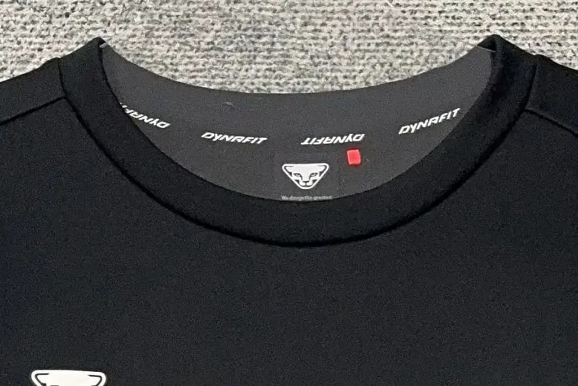 다이나핏 블랙 로고 맨투맨 M 상품이미지5