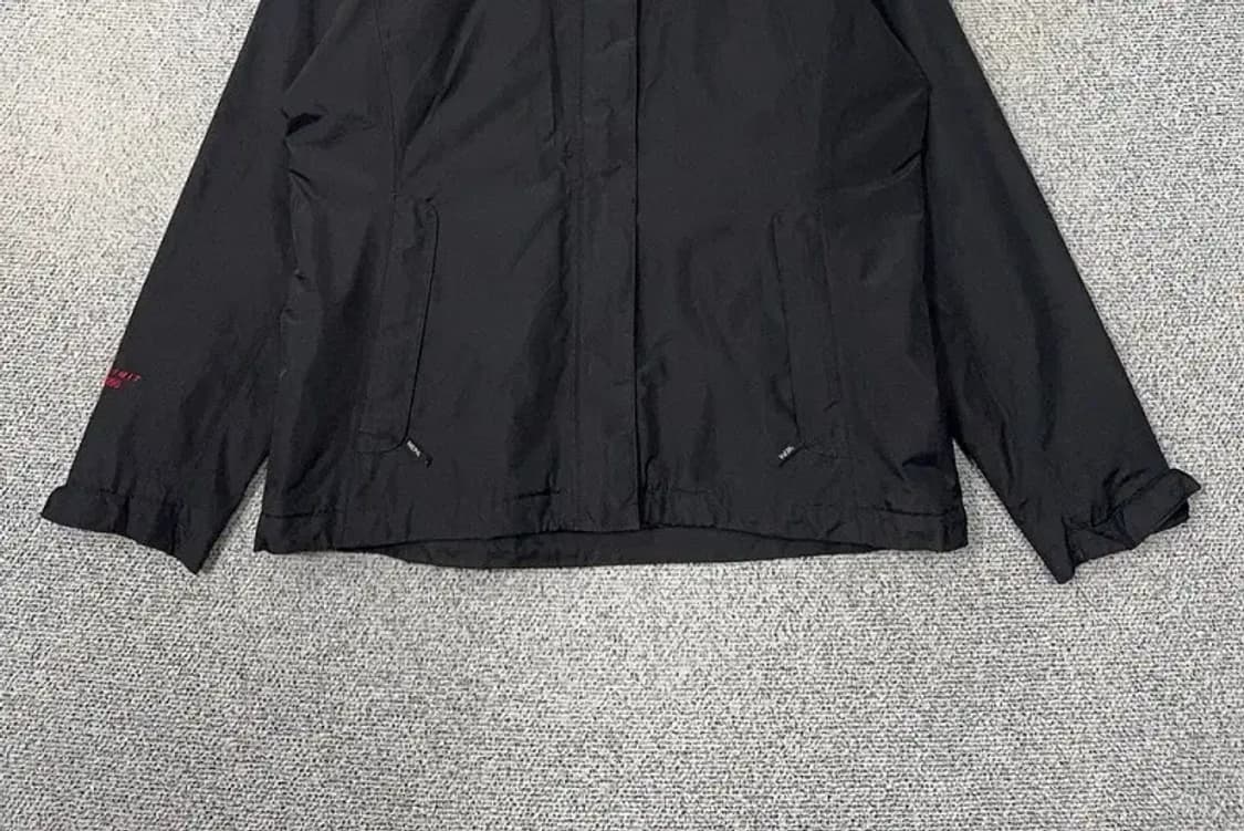 네파 블랙 로고 바람막이 95(M) 상품이미지4