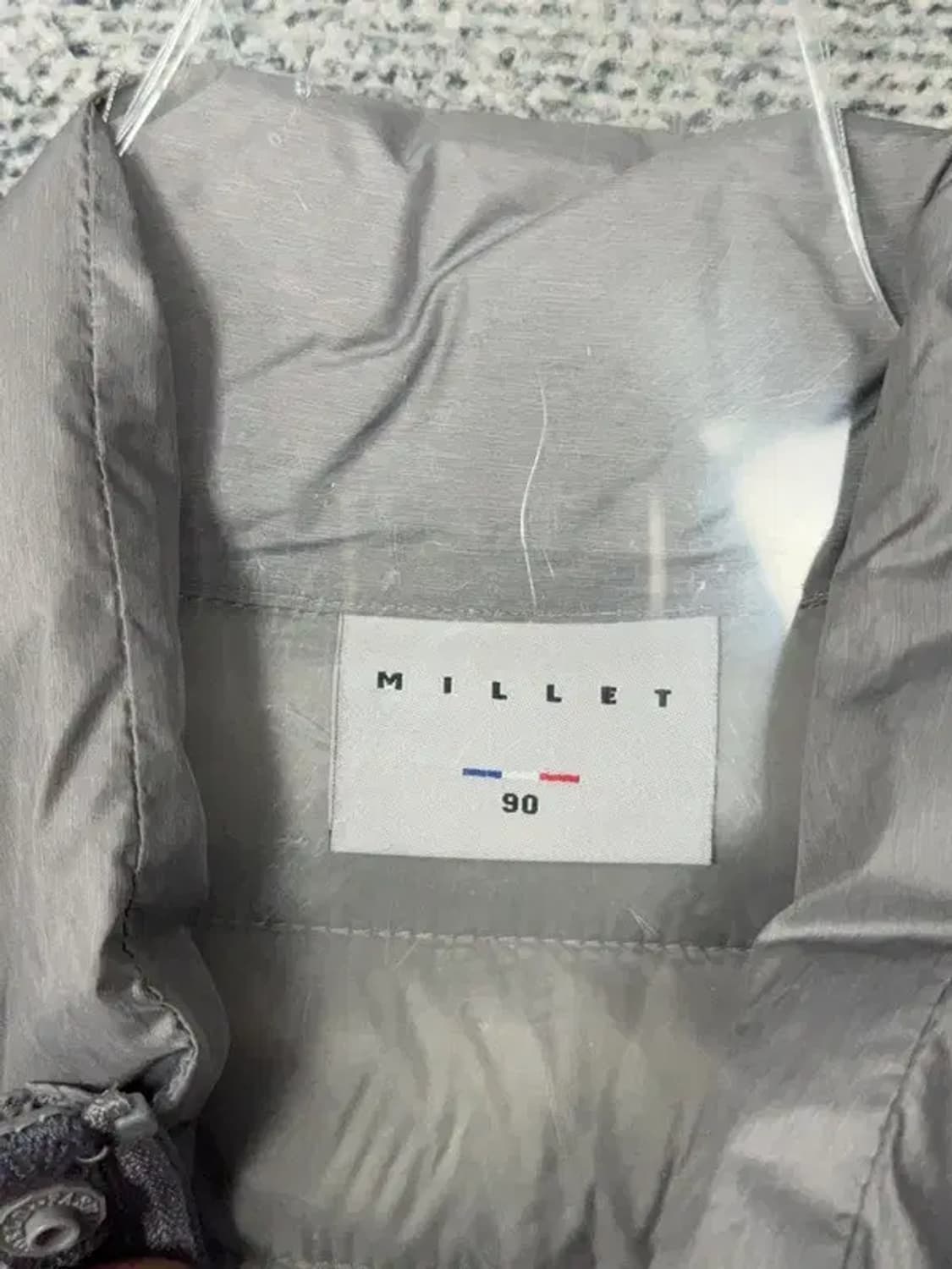 밀레 라이트 그레이 경량 패딩 90 상품이미지7