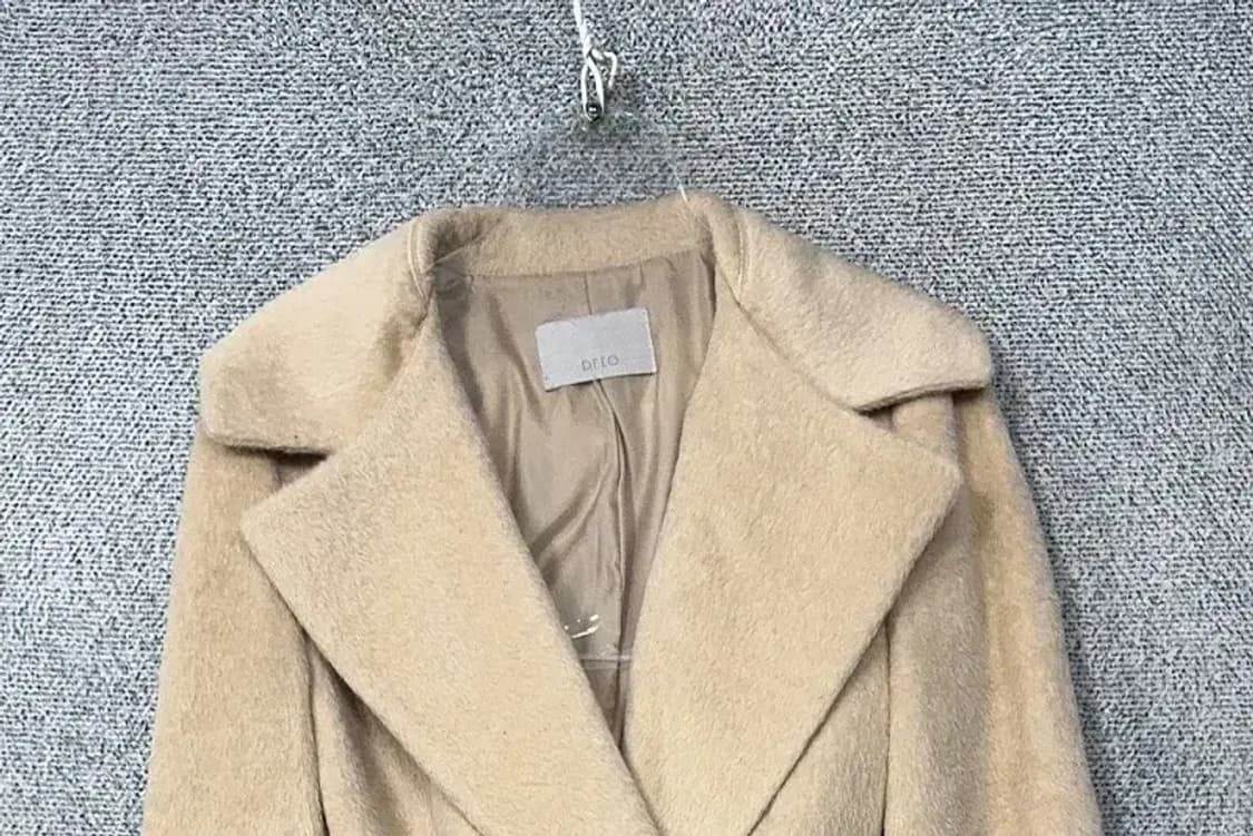 DEEO 베이비 라마 벨티드 베이지 코트 M 상품이미지3