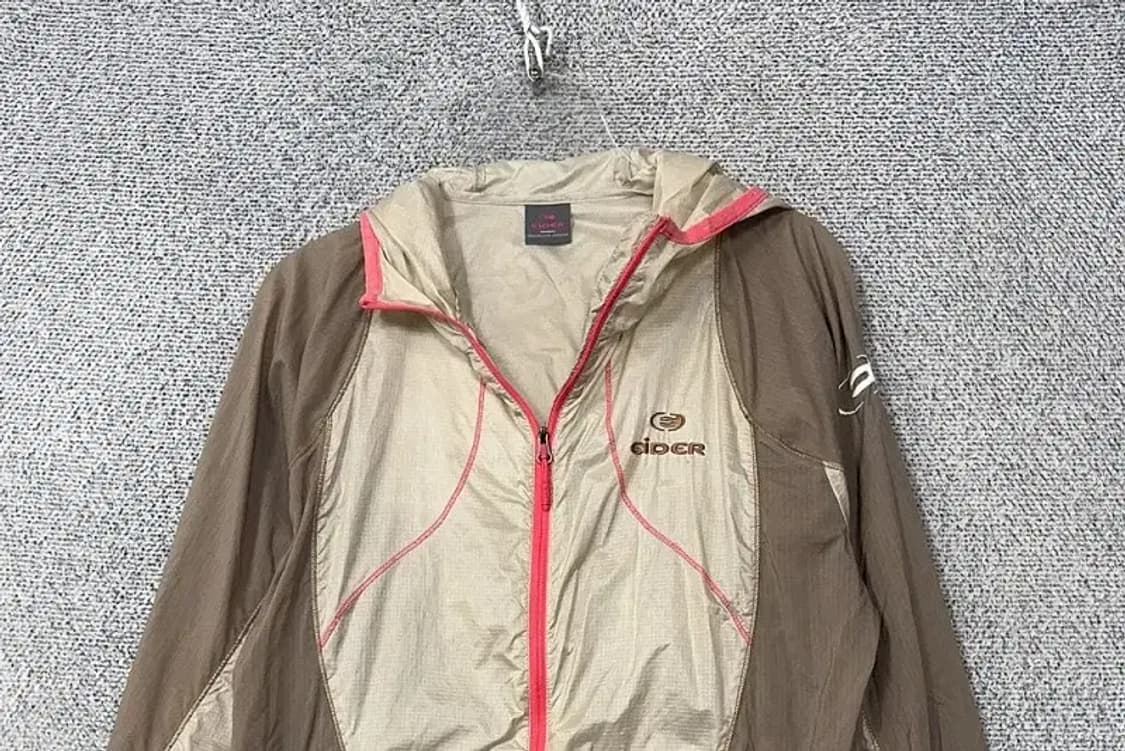 아이더 베이지 기능성 바람막이 M 상품이미지3