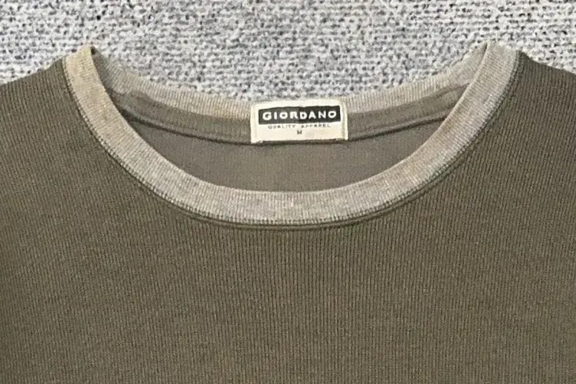 지오다노 프린팅 카키 맨투맨 M 상품이미지5