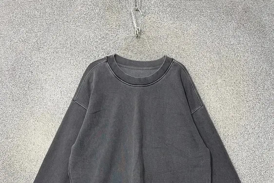 어텐션로우 피그먼트 그레이 빈티지 오버 사이즈 맨투맨 O Size 상품이미지3