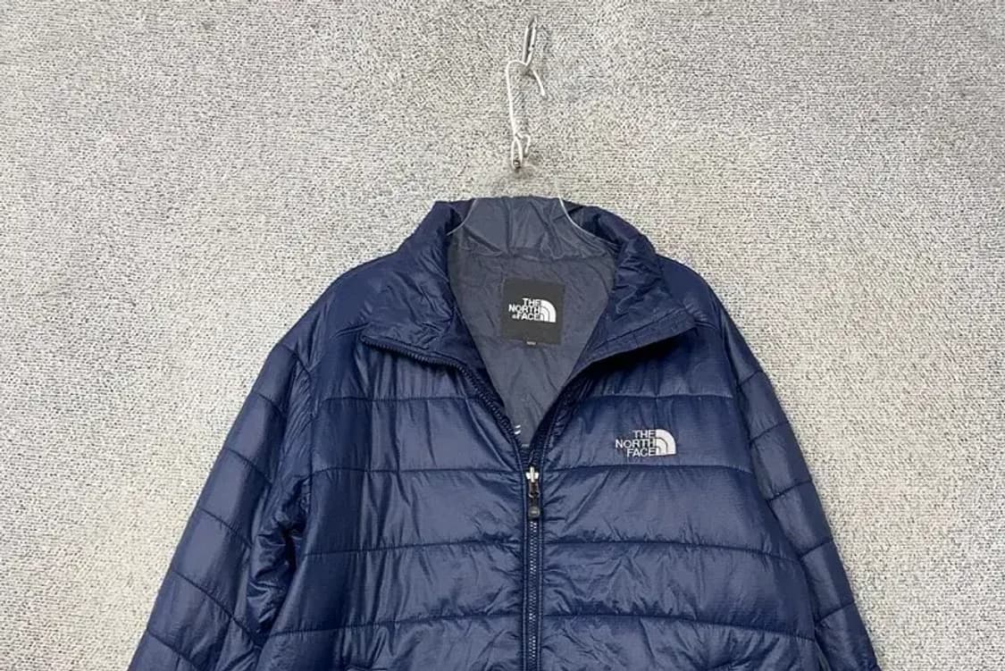 노스페이스 네이비 로고 누빔 경량 패딩 100 상품이미지3