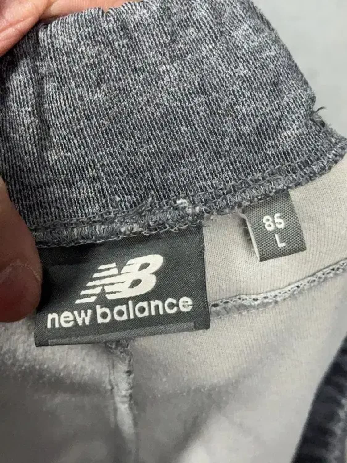 뉴발란스 그레이 운동바지 L 상품이미지3