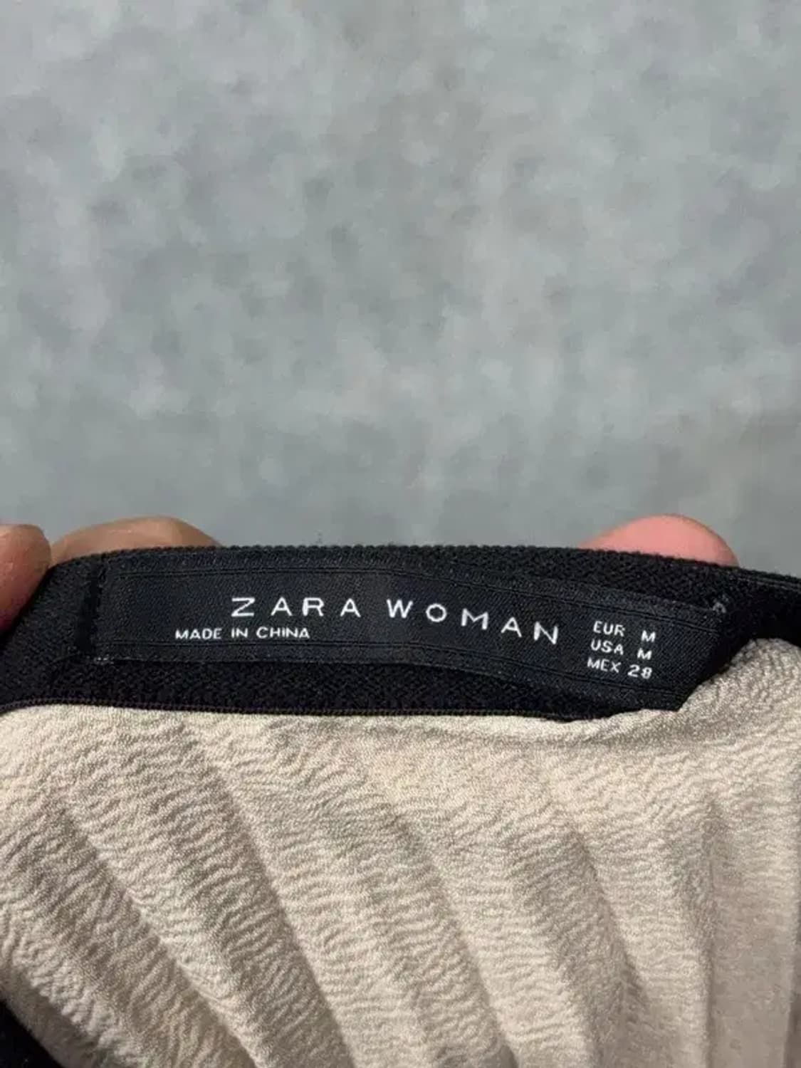 자라 베이지 폴리 롱 스커트 M 상품이미지3