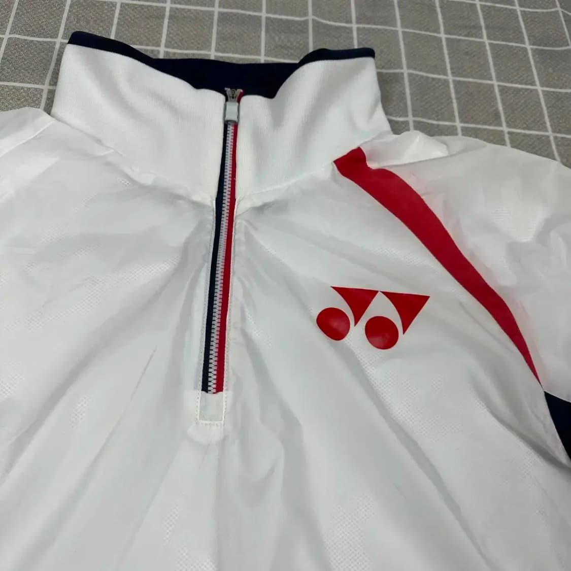 요넥스 빈티지 반집업 웜업 100 상품이미지2