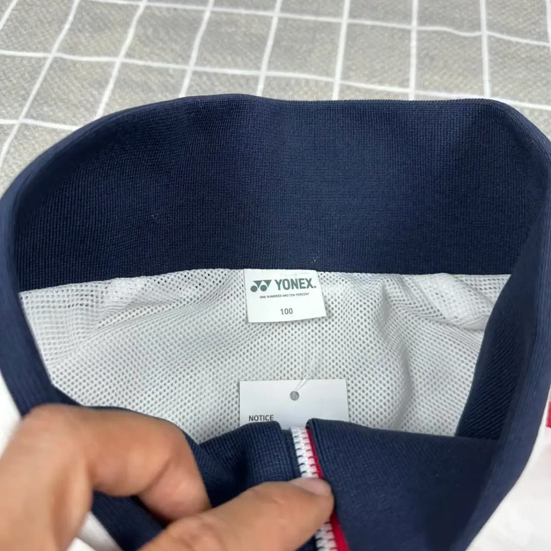 요넥스 빈티지 반집업 웜업 100 상품이미지5