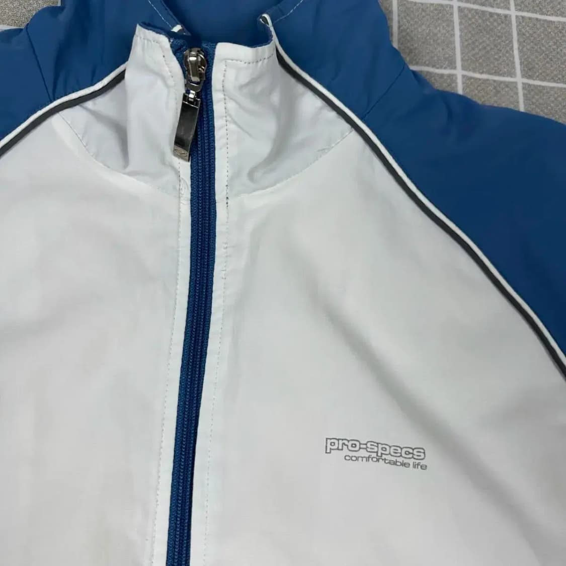 프로스펙스 올드스쿨 바람막이 100 상품이미지3