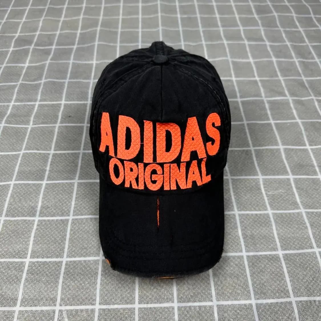 아디다스 빈티지 워싱 볼캡 상품이미지1