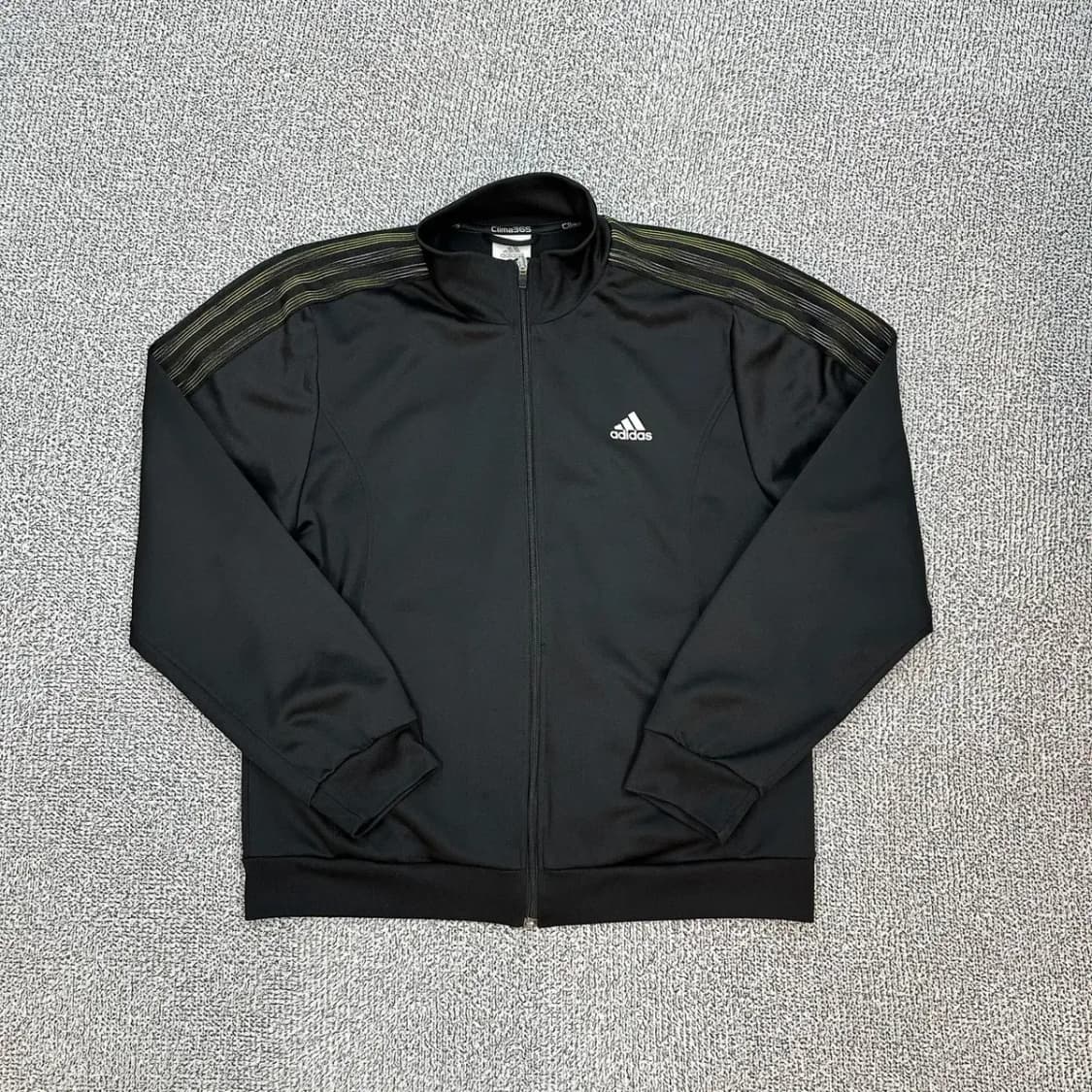 아디다스 엘로우라인 트랙탑 105 상품이미지1