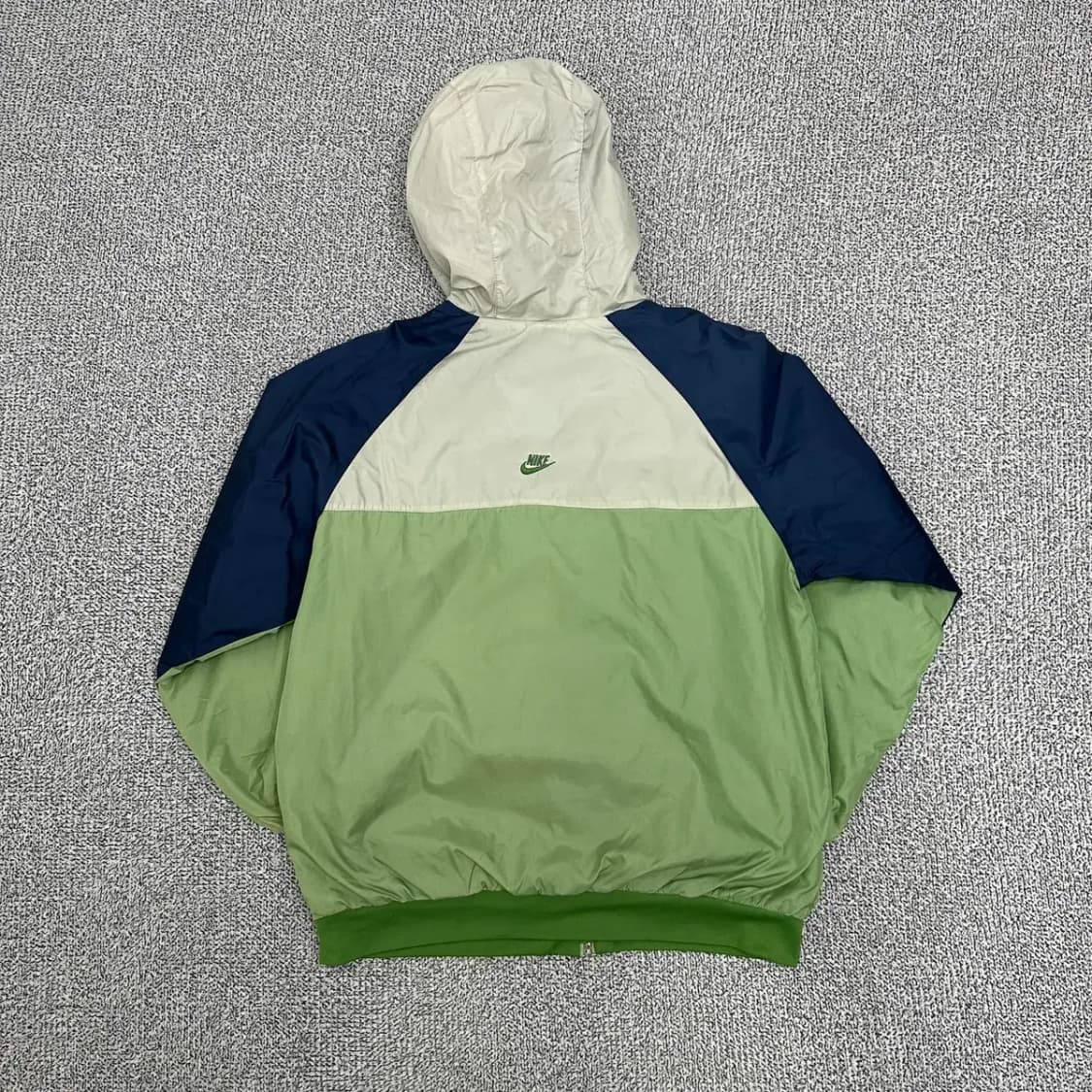 나이키 애플민트 윈드러너 바람막이 L 상품이미지4