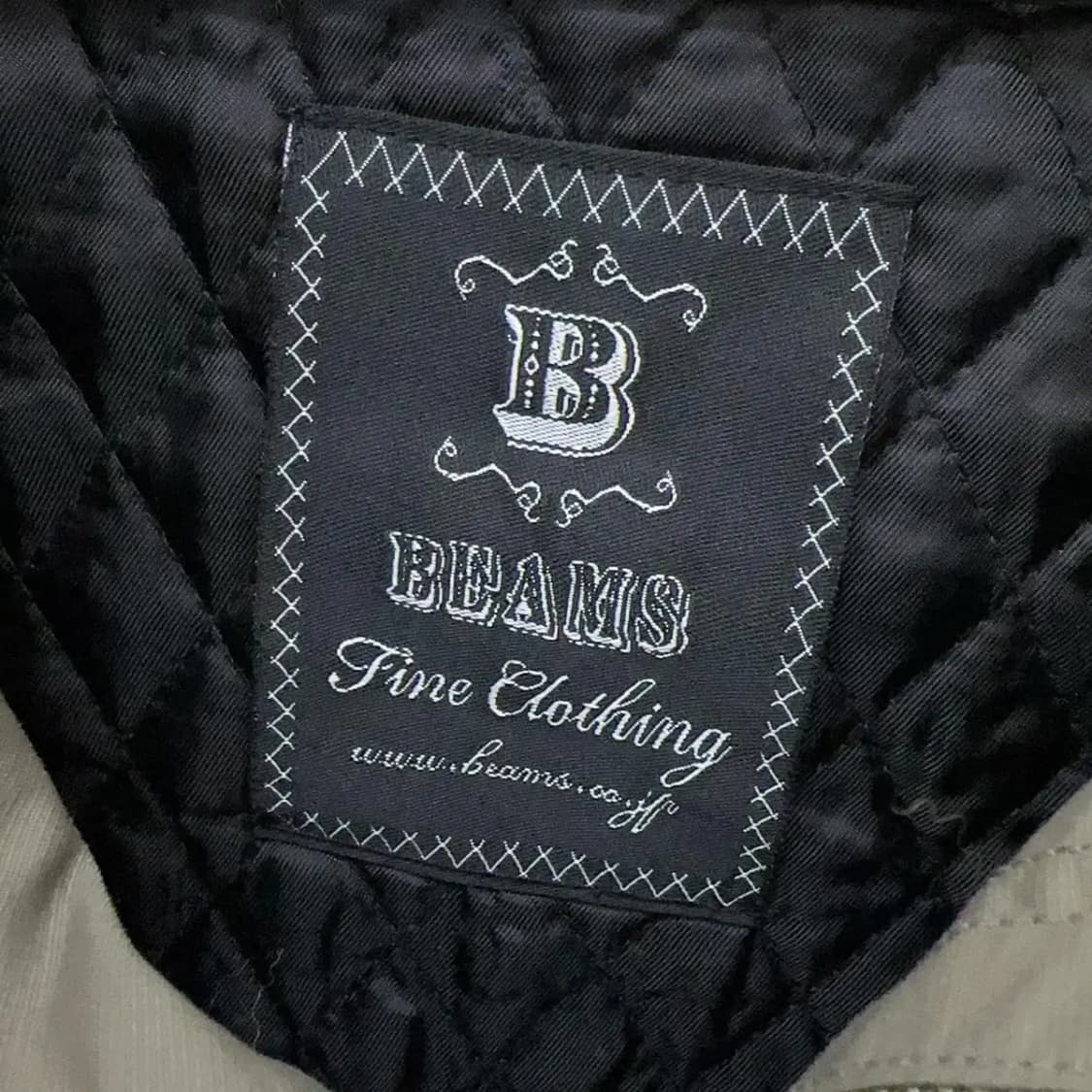 빔즈 Beams 여성 카키 패딩 상품이미지3