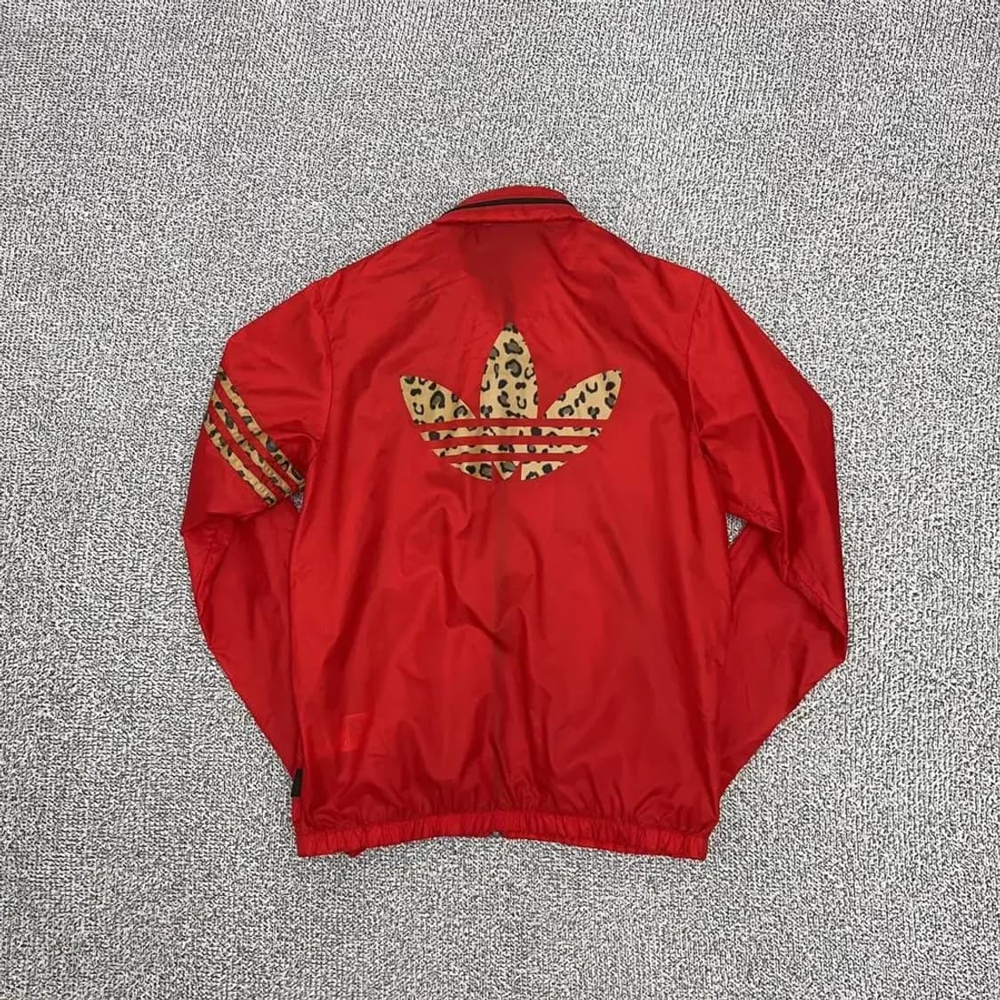 아디다스 백로고 레오파드 바람막이 90 상품이미지2