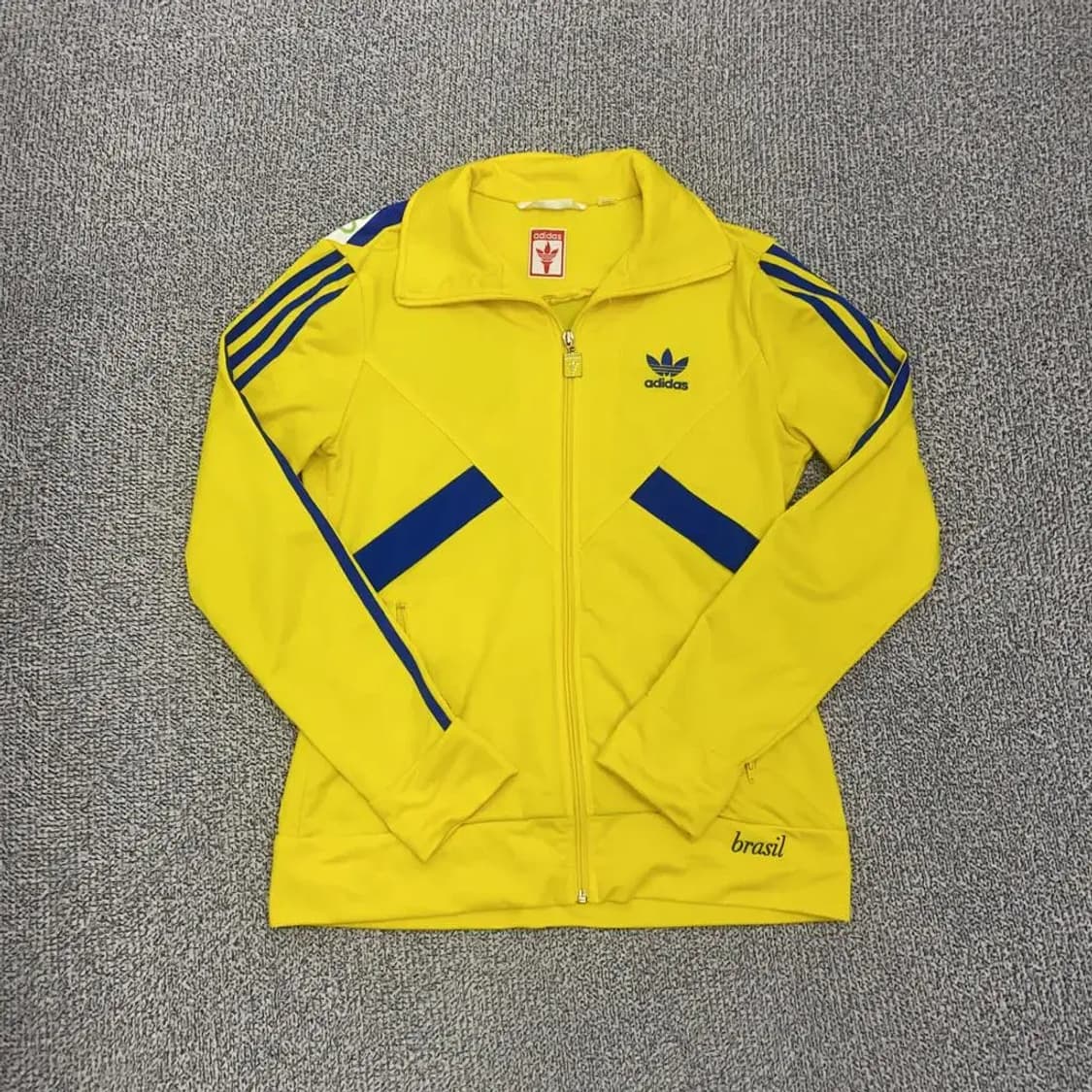 아디다스 여성 브라질 트랙탑 100 상품이미지1