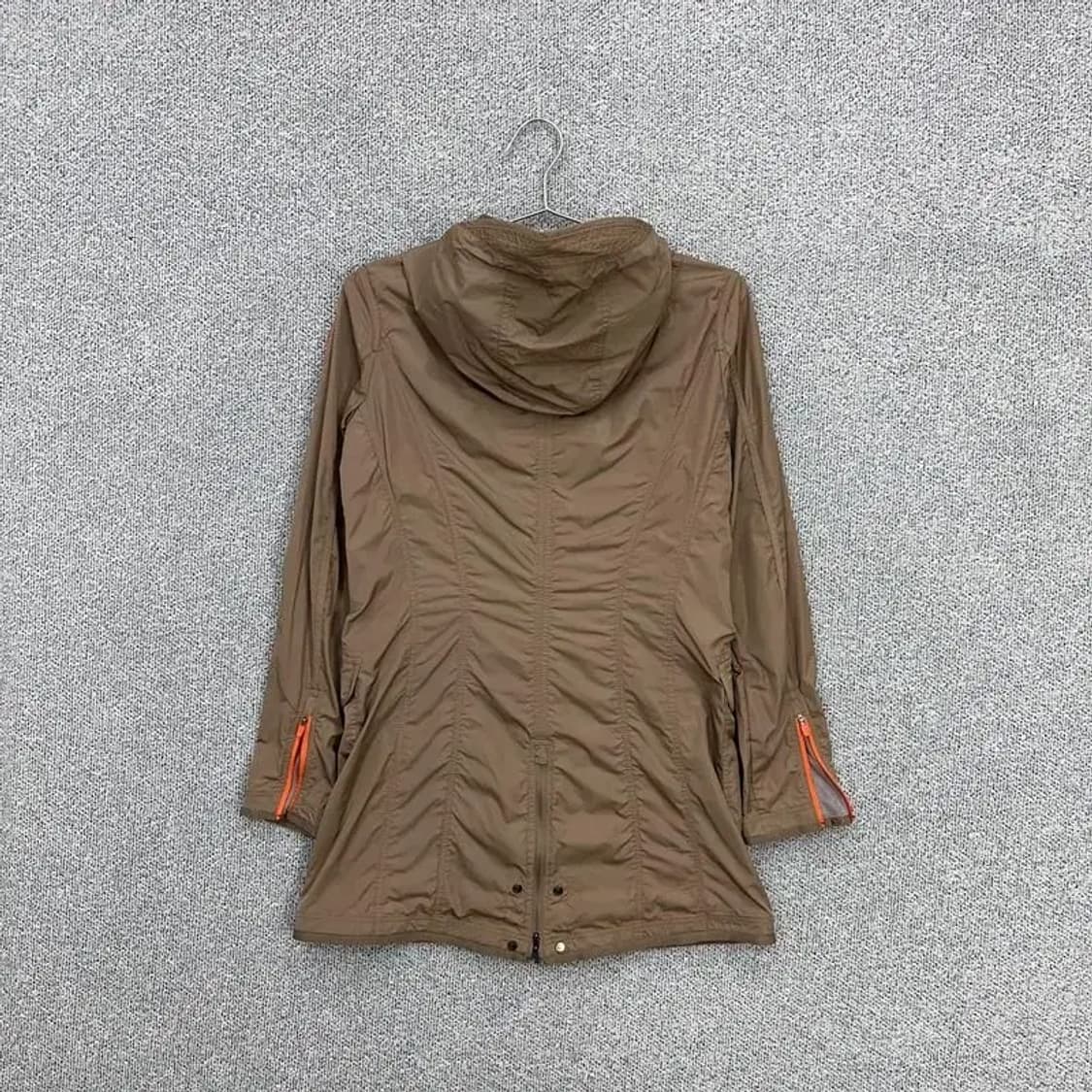 선벨리 브라운 후드 윈드브레이커 90 상품이미지2