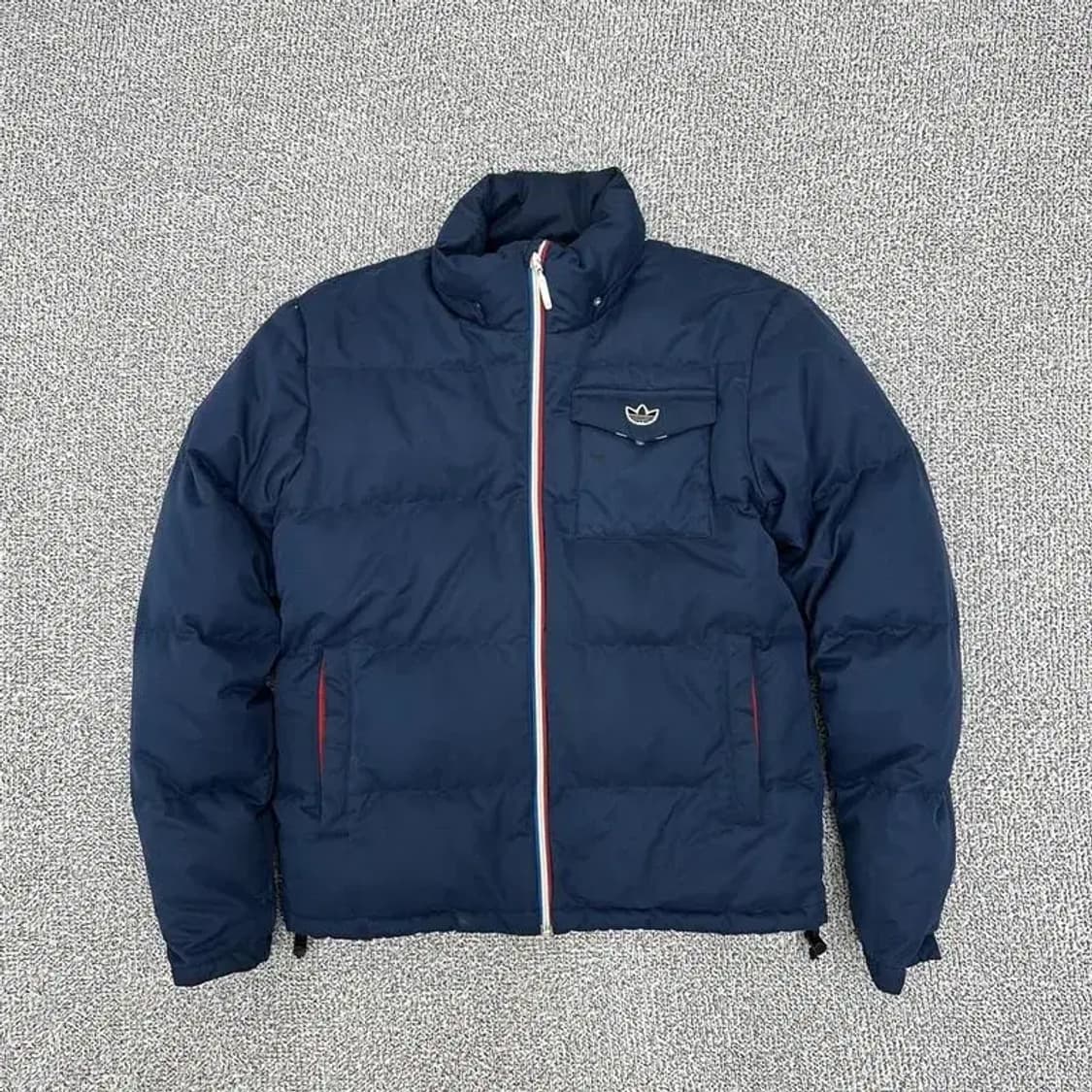 아디다스 불꽃로고 패딩 M 상품이미지1