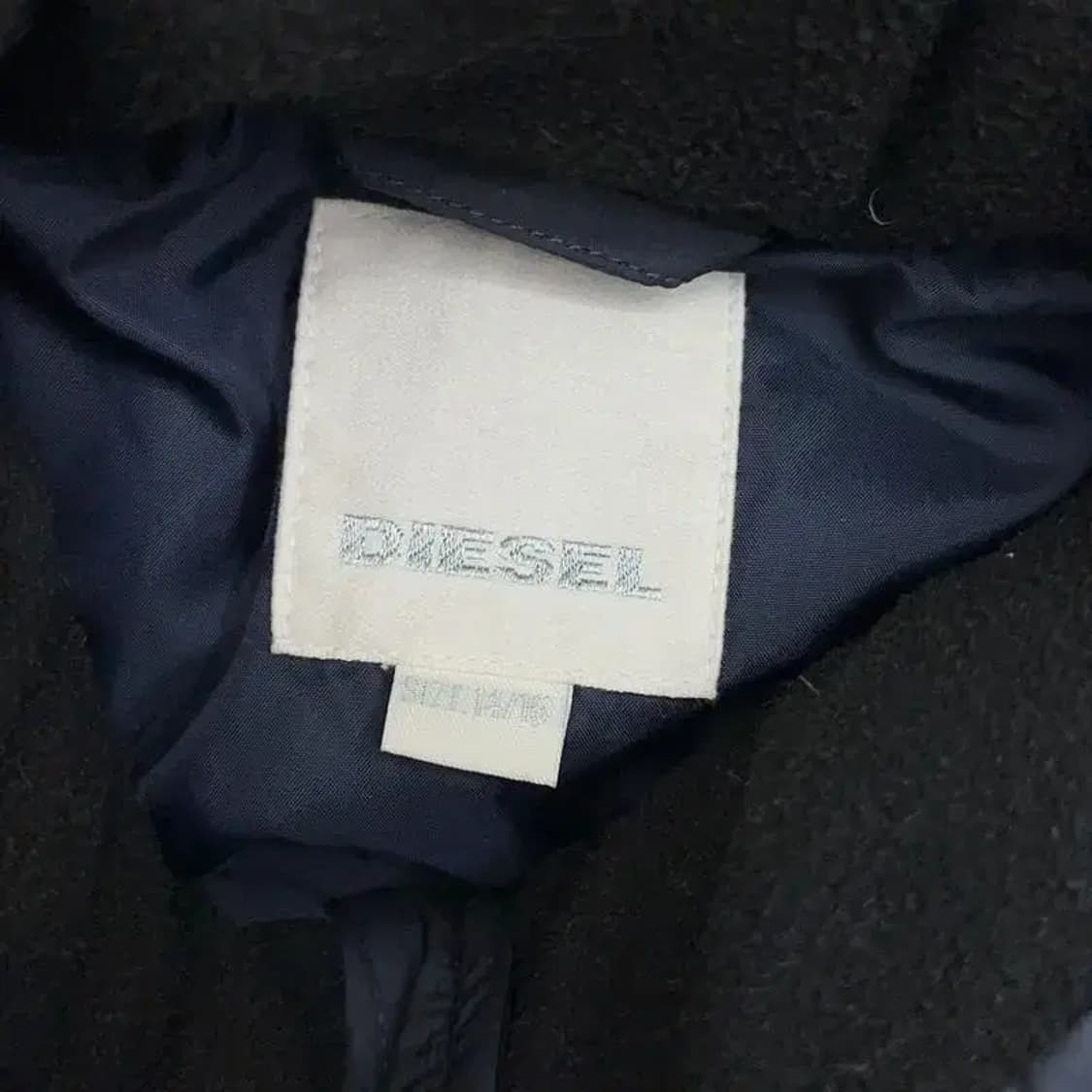 디젤 덕다운 네이비 패딩 상품이미지4