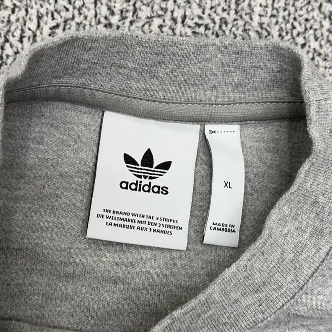 아디다스 불꽃로고 맨투맨 XL 상품이미지4