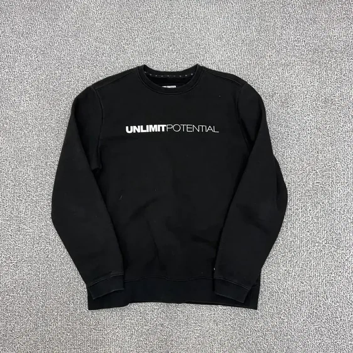 언리밋 맨투맨 L 상품이미지2