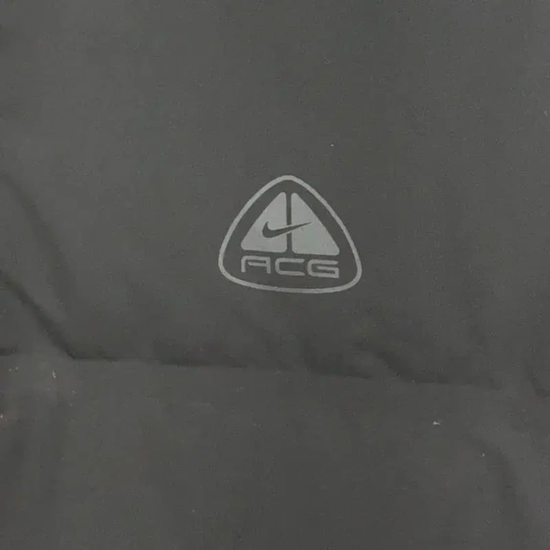 나이키 ACG 로고 패딩 XL 상품이미지3