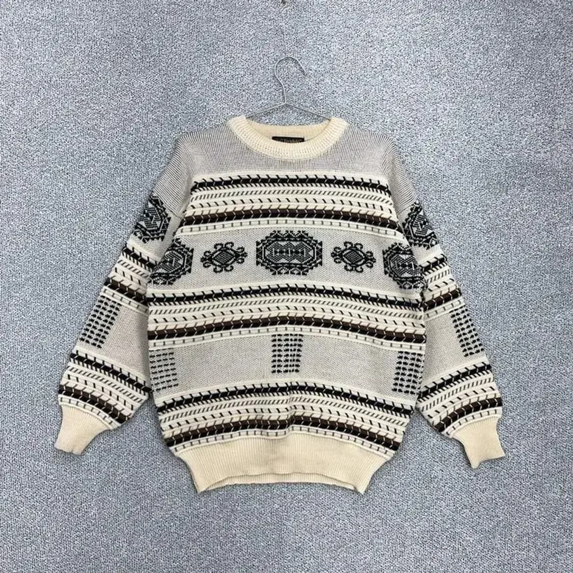빈티지 패턴 니트 상품이미지1