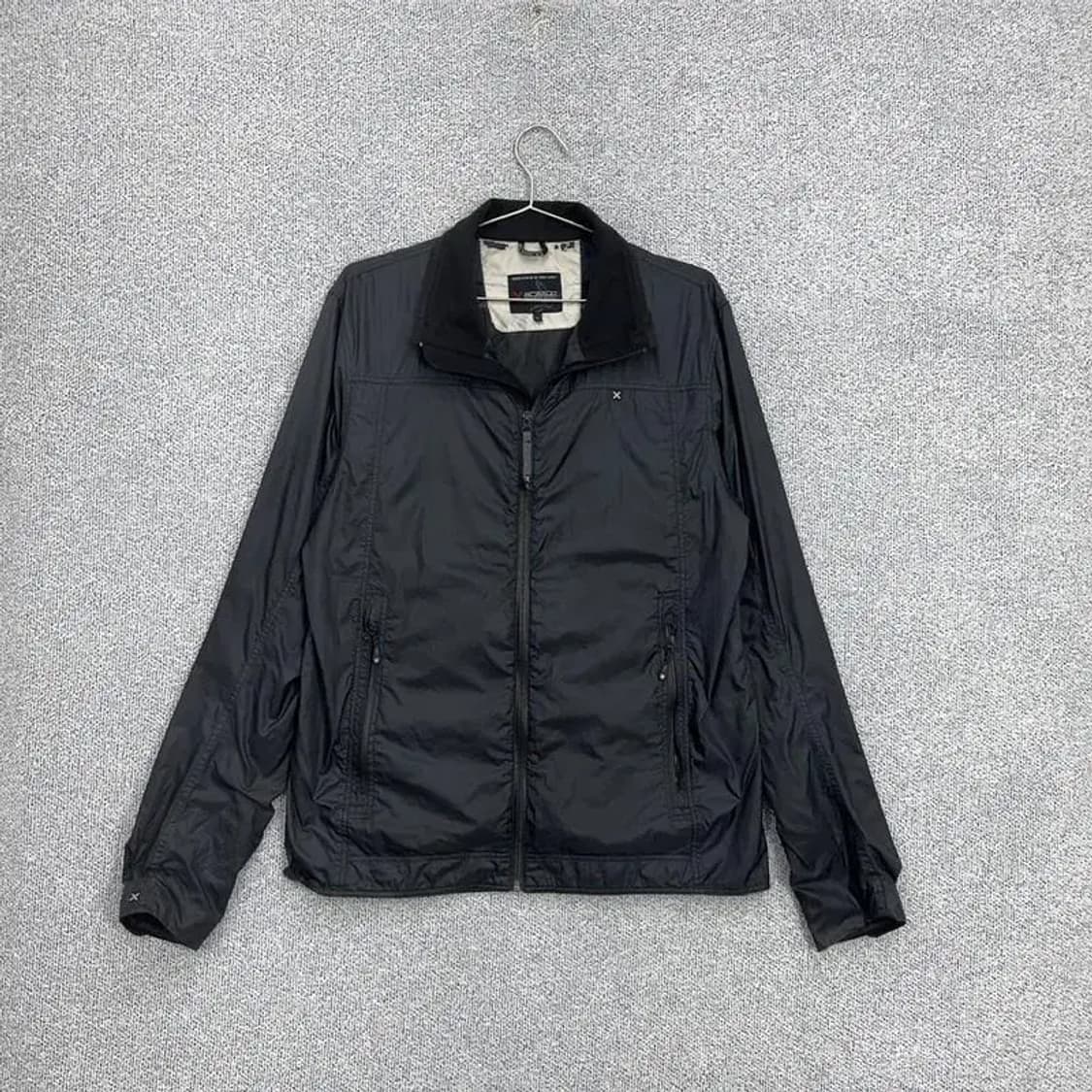 몬츄라 바람막이 L 상품이미지1