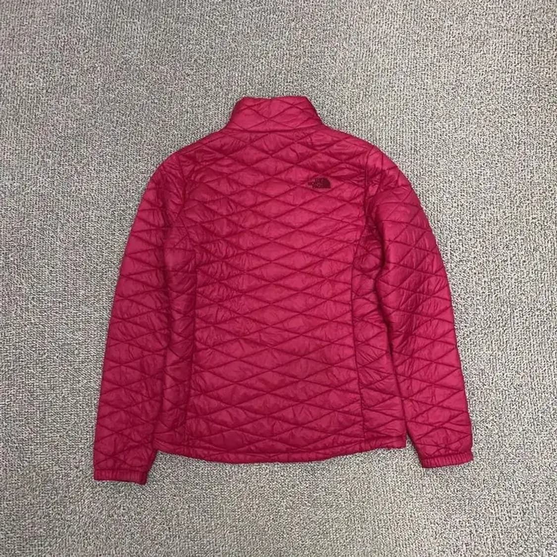 노스페이스 여성 경량 패딩 M 상품이미지3