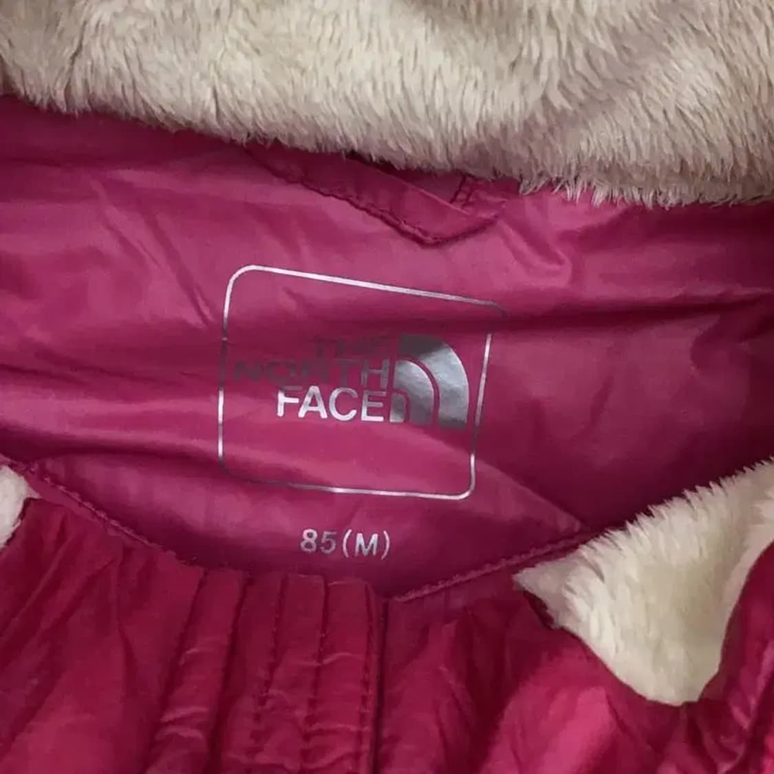 노스페이스 여성 경량 패딩 M 상품이미지5