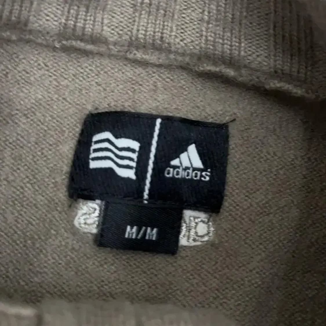아디다스 로고 하프집업 니트 M 상품이미지5