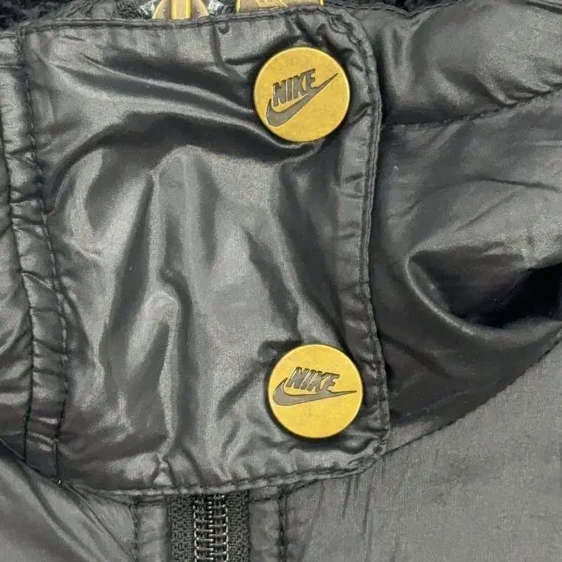 나이키 골드코인 점퍼 M 상품이미지4