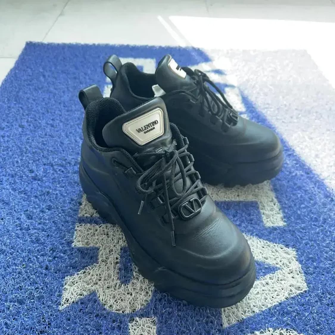 발렌티노 가라바니 스니커즈 eu36.5 상품이미지3