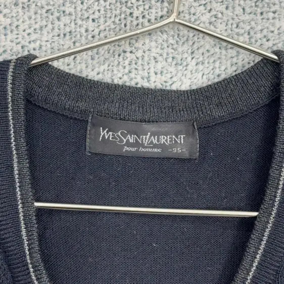 입생로랑 로고 니트 조끼 95 상품이미지4