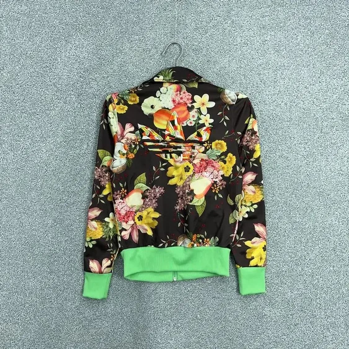 아디다스 플로랄 트랙탑 85 상품이미지2