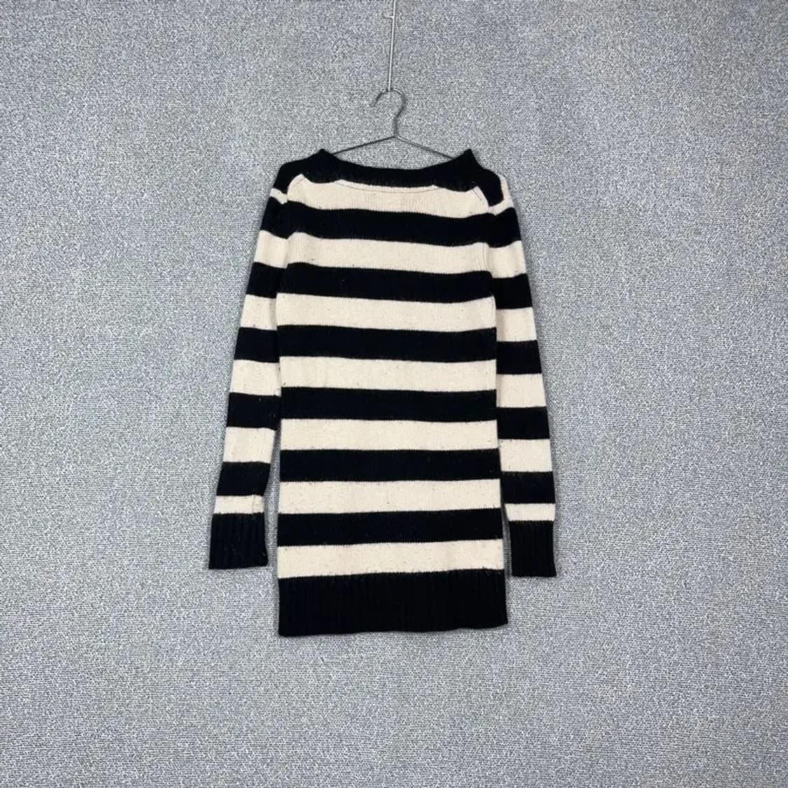 폴로 스트라이프 브이넥 롱 니트 XS 상품이미지2