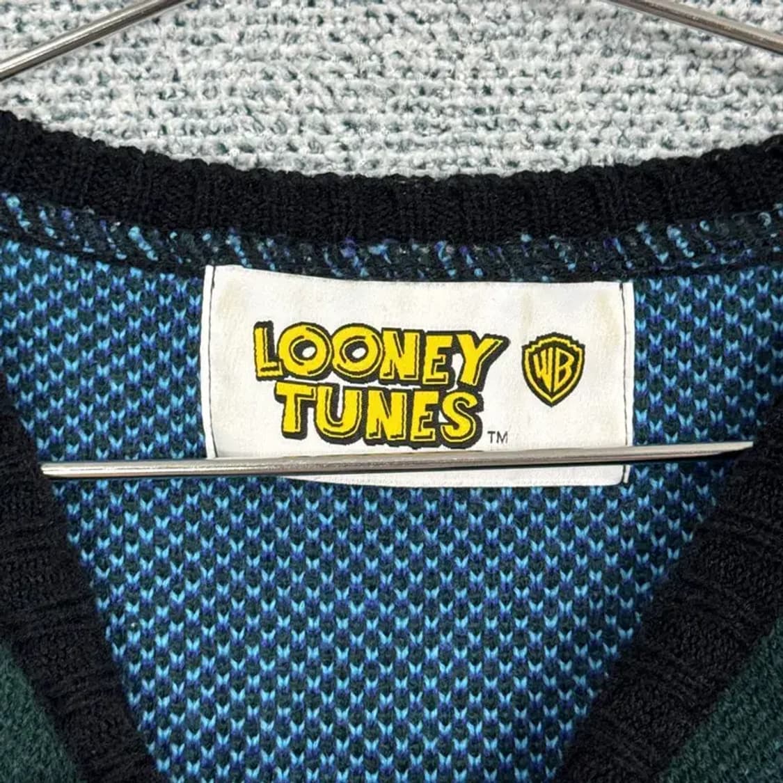 루니툰즈 멀티컬러 니트 상품이미지4