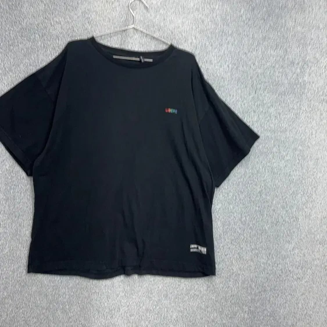 리베레 레인보우 로고 프린팅 반팔티 L 상품이미지2