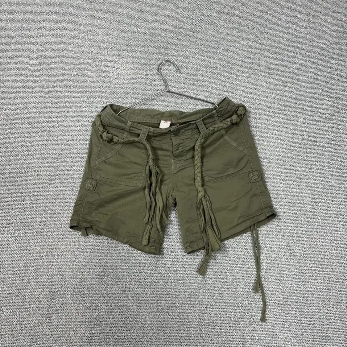 Y2K 카키 쇼츠 상품이미지1