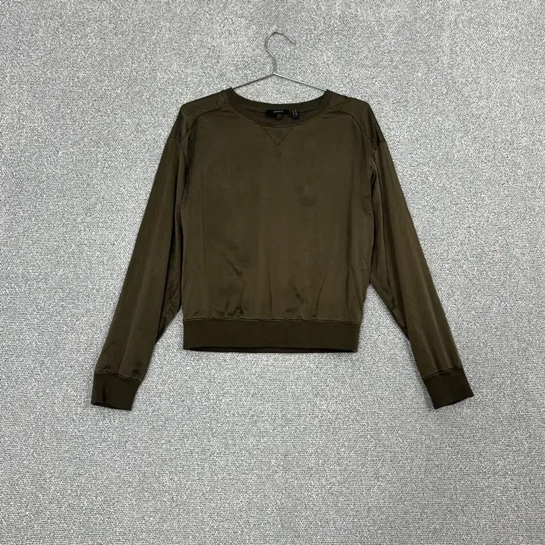 띠어리 실크 맨투맨 상품이미지1