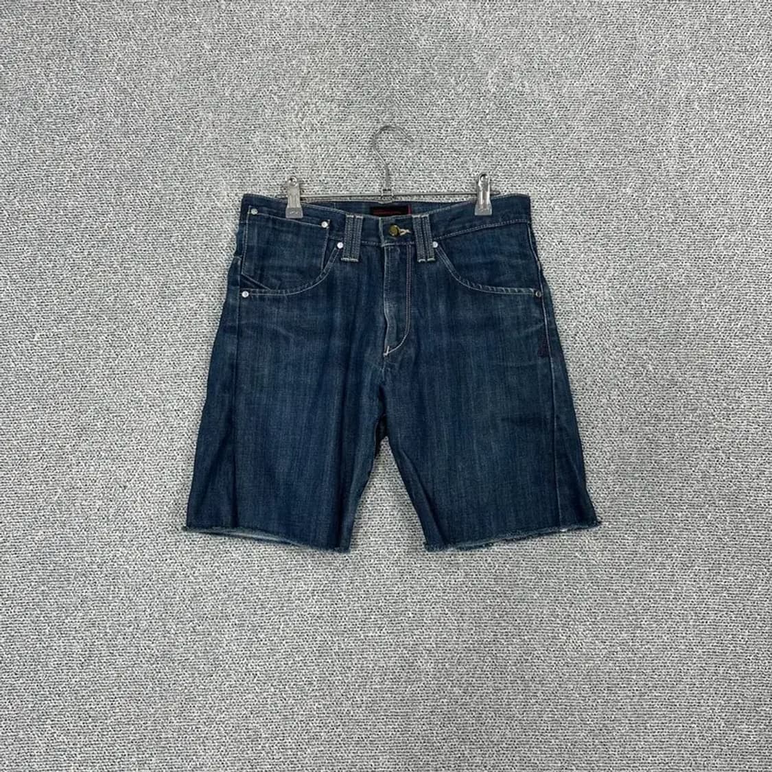 리바이스 엔지니어드 리폼 반바지 28 상품이미지1