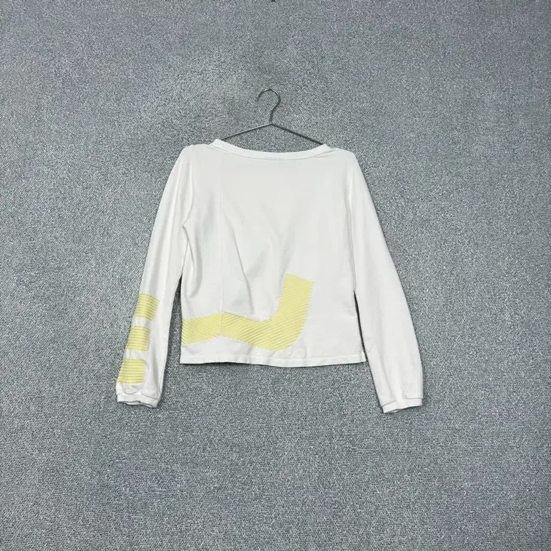 리바이스 엔지니어드 긴팔티 90 상품이미지2