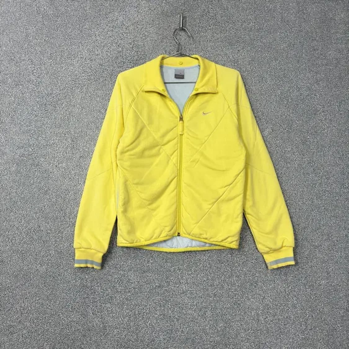 나이키 여성 빈티지 엘로우 트랙탑 L 상품이미지1