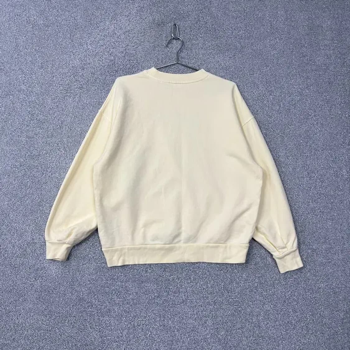 리바이스 스펠로고 오버핏 맨투맨 S 상품이미지2